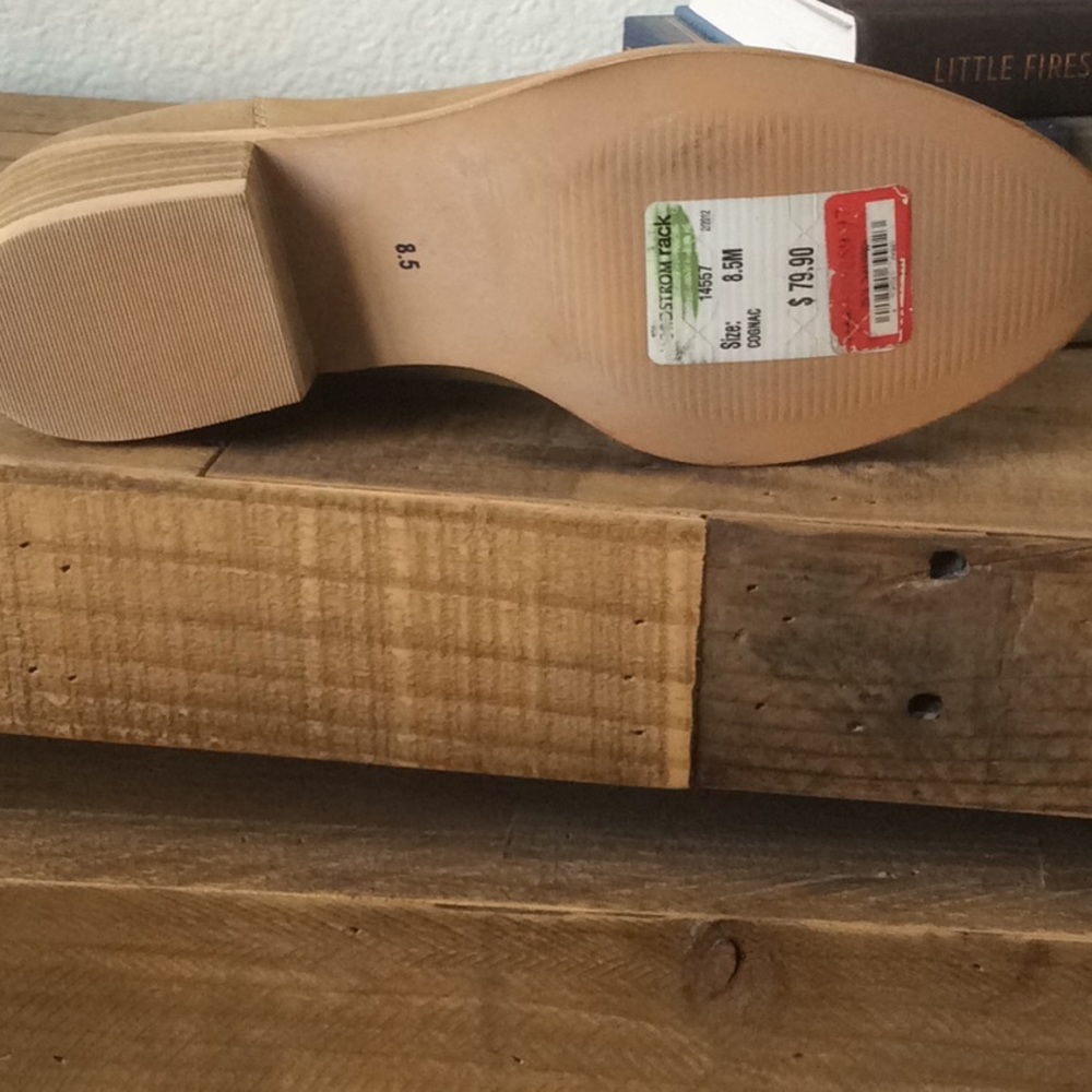 Tan booties - Picture 2 of 2